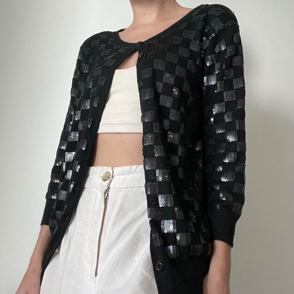 Vintage French Connection black sequin cardigan. Size: M